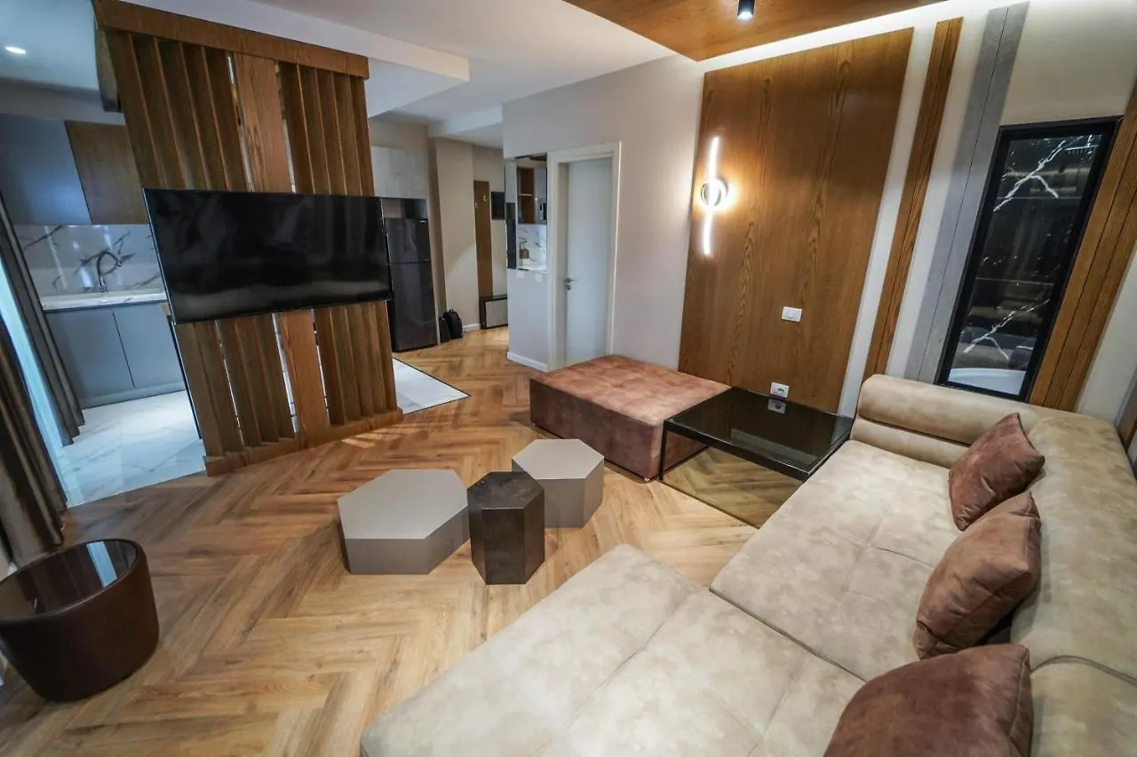 Haris Luxury Apartment No.4 Tirana