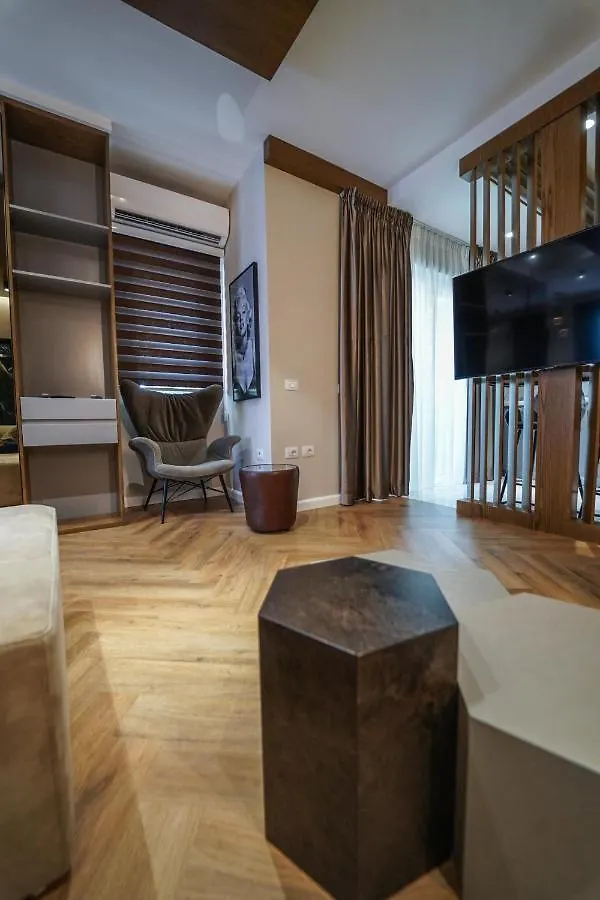 Haris Luxury Apartment No.4 Tirana